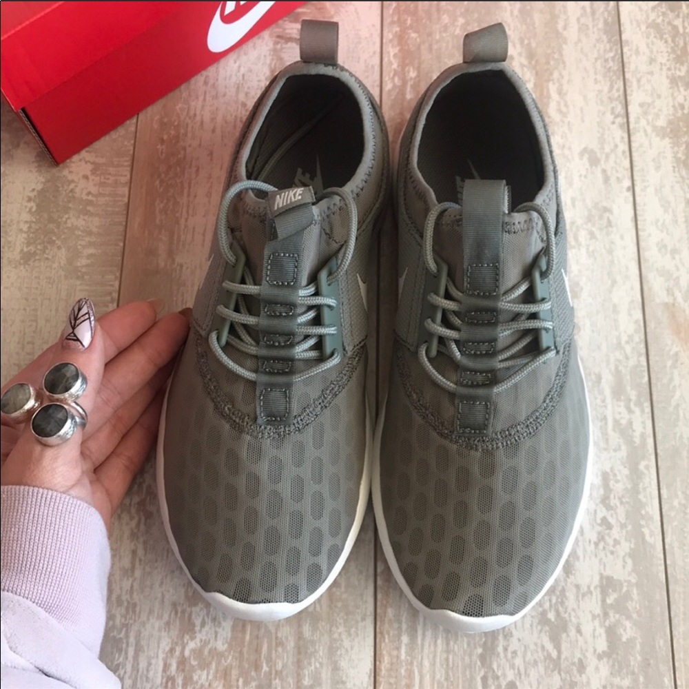 NWT Nike Juvenate Rare - Picture 8 of 8